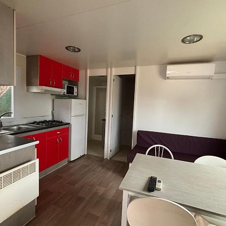 Camping El Pinar Platja Santa Susanna Eksteriør billede