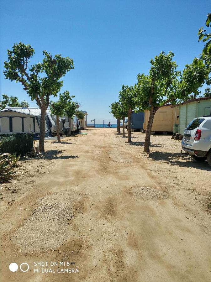 Camping El Pinar Platja Santa Susanna Eksteriør billede