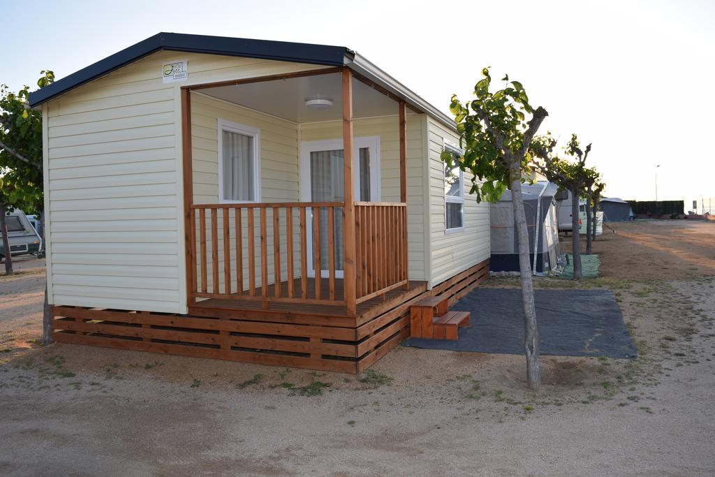 Camping El Pinar Platja Santa Susanna Eksteriør billede
